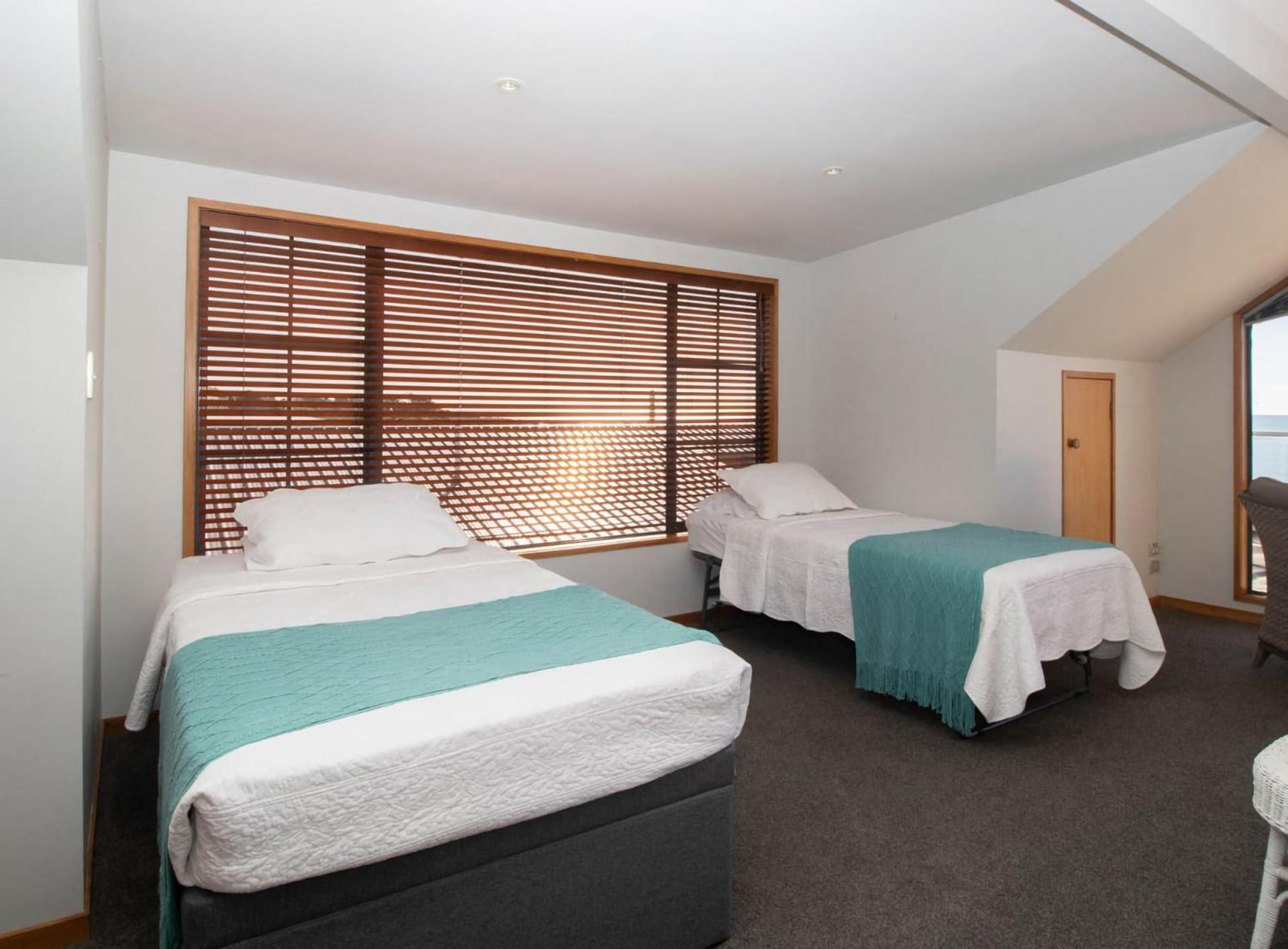 Beachfront Bliss On Wanaka Terrace Villa New Plymouth Bagian luar foto