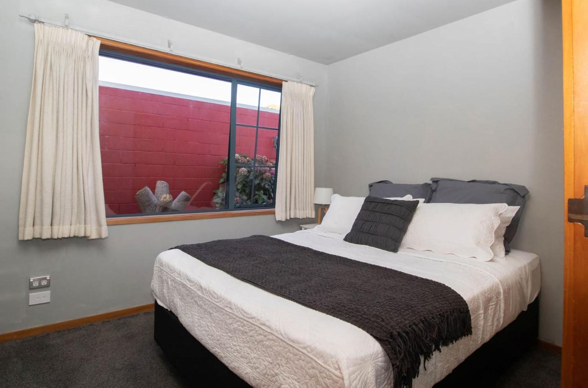 Beachfront Bliss On Wanaka Terrace Villa New Plymouth Bagian luar foto